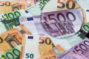 Verbod op contant geld bocen 3000 euro
