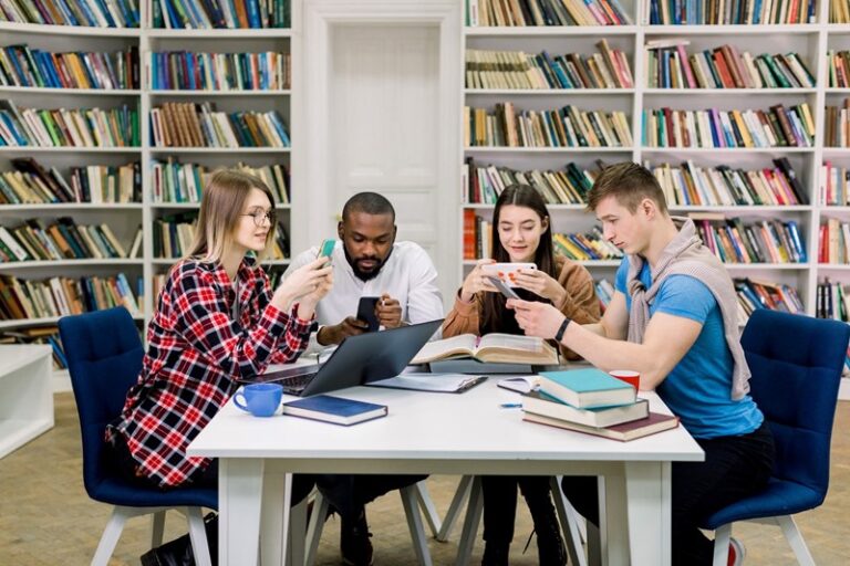 Wet in internetconsultatie die sociale zekerheid eenvoudiger maakt